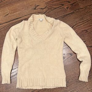 Women’s banana republic sweater